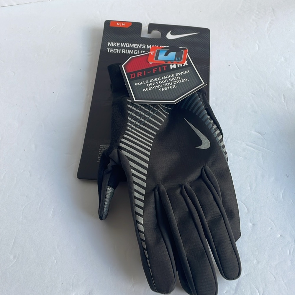 NIKE Womans running gloves Storm Fit Tech